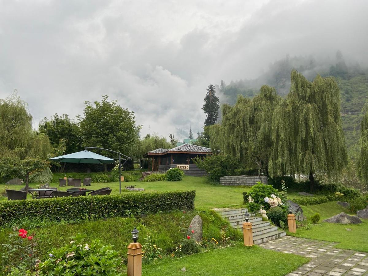 Solang Valley Resort Manāli Eksteriør billede