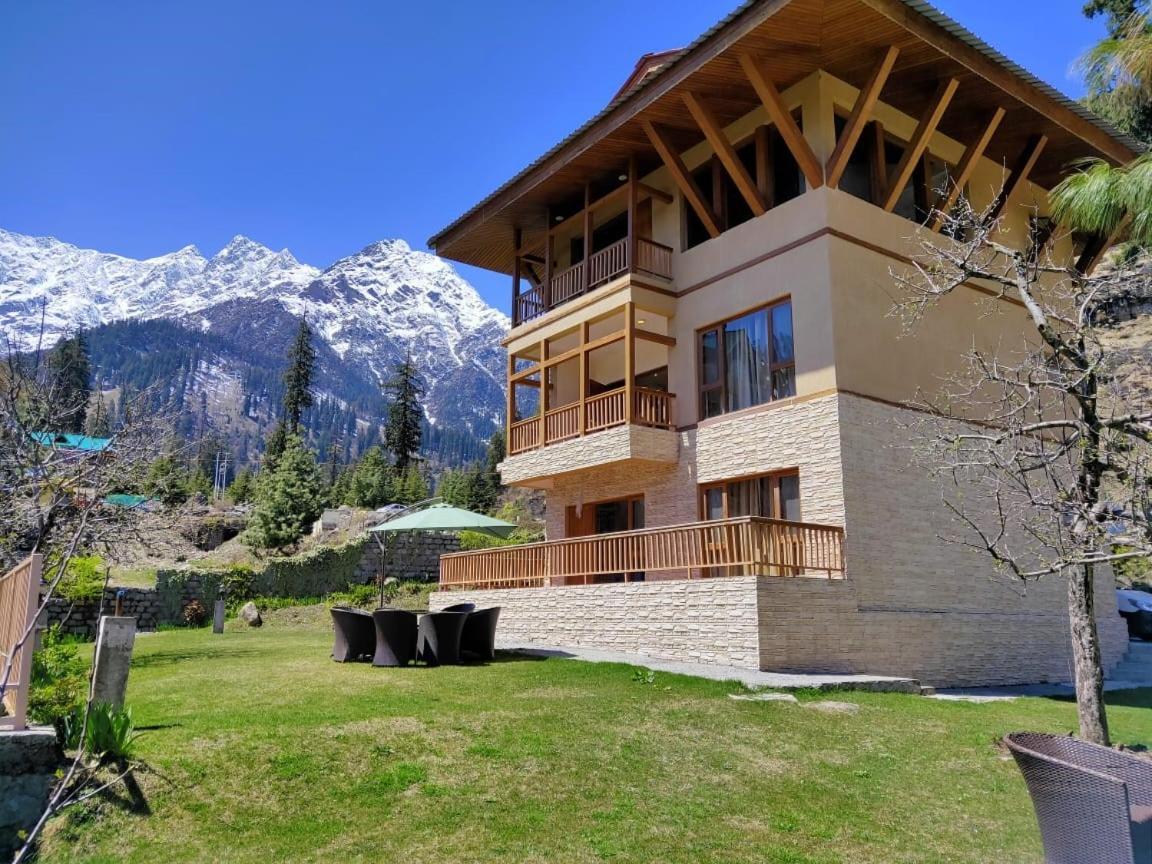 Solang Valley Resort Manāli Eksteriør billede