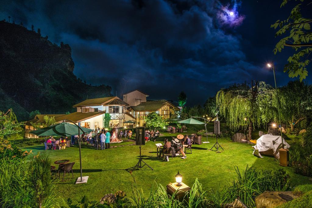 Solang Valley Resort Manāli Eksteriør billede